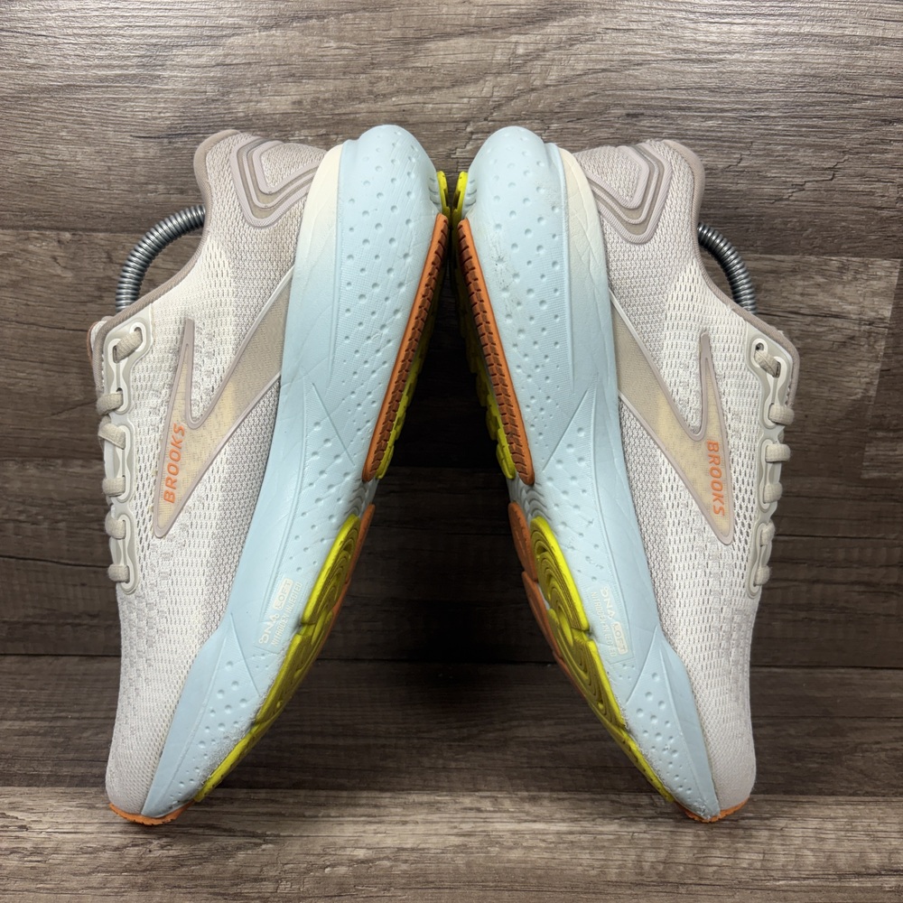 Brooks Glycerin 21 Gray Tan Womens US Size 7 EUR 38 1204081B195 Running Shoes - Picture 6 of 9